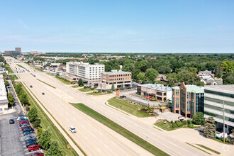 17W300 22nd St, Oakbrook Terrace, IL - aerial  map view