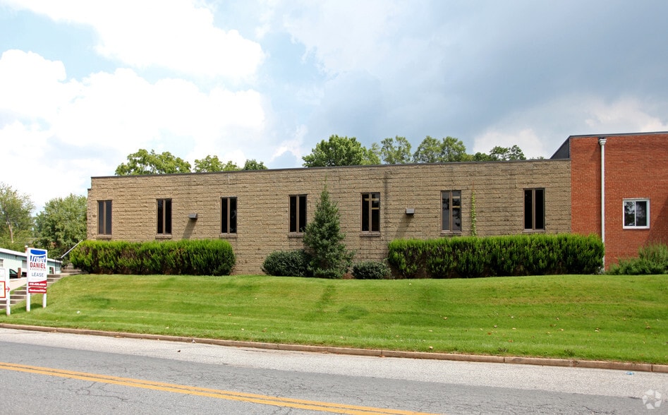 7106 Milford Industrial Rd, Pikesville, MD for lease - Building Photo - Image 3 of 3