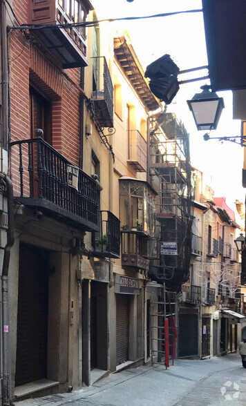 Calle del Comercio, 6, Toledo, Toledo à louer - Photo du bâtiment - Image 1 de 6