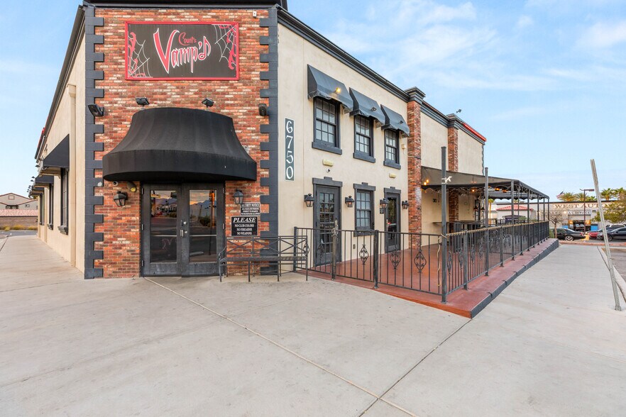 6750 W Sahara Ave, Las Vegas, NV à vendre - Photo du bâtiment - Image 1 de 35
