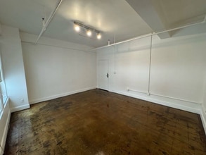 453 S Spring St, Los Angeles, CA for lease Interior Photo- Image 2 of 5