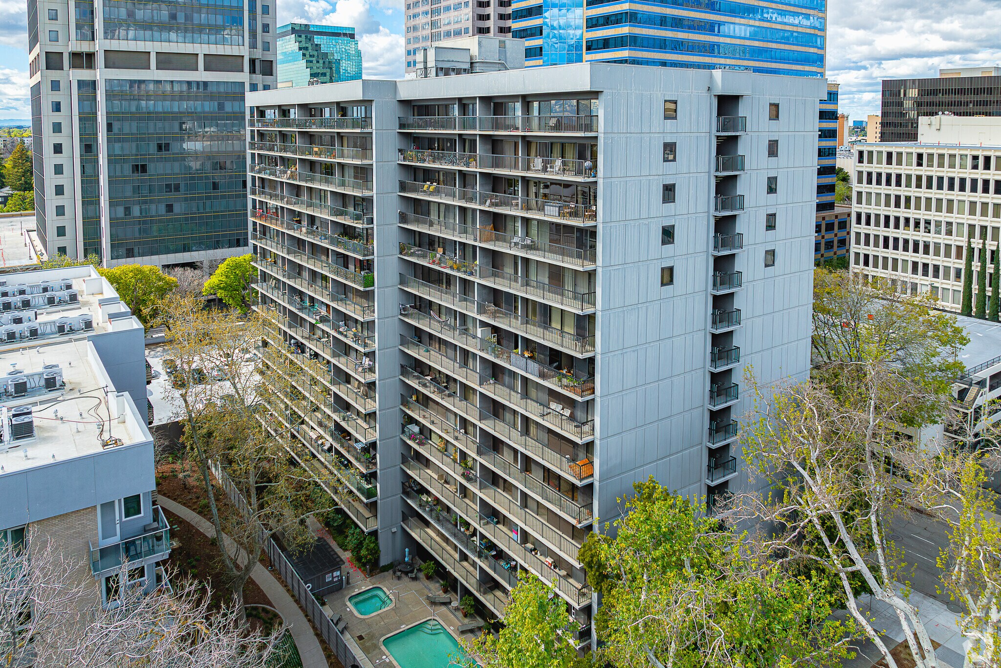 500 N St, Sacramento, CA à vendre Photo principale- Image 1 de 31