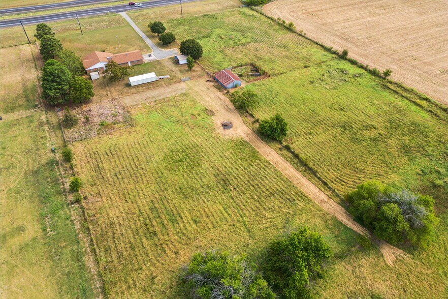 31092 US Highway 82, Whitesboro, TX à vendre - Photo du bâtiment - Image 3 de 15