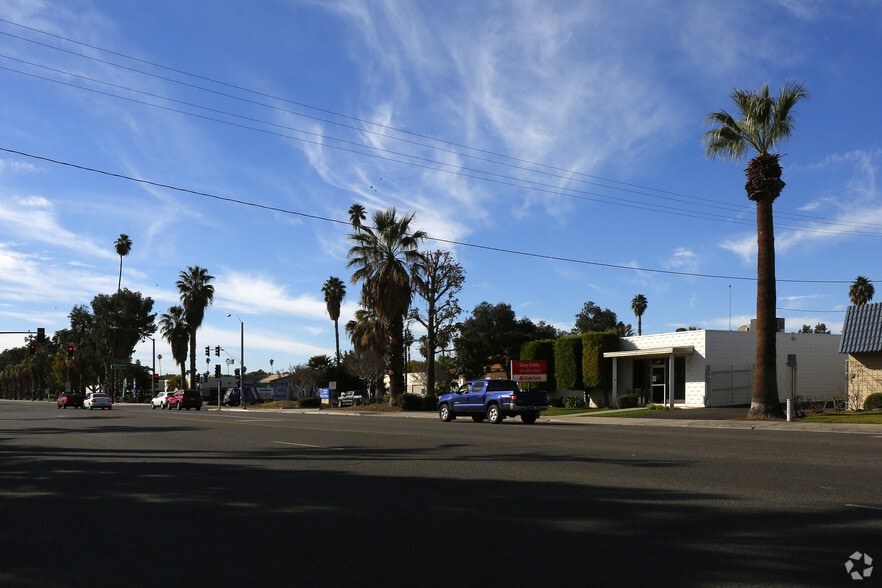 3239 Chicago Ave, Riverside, CA for sale - Building Photo - Image 3 of 3