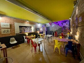 Commerce de détail dans Esplugues de Llobregat, Barcelona à louer Photo intérieure- Image 2 de 16