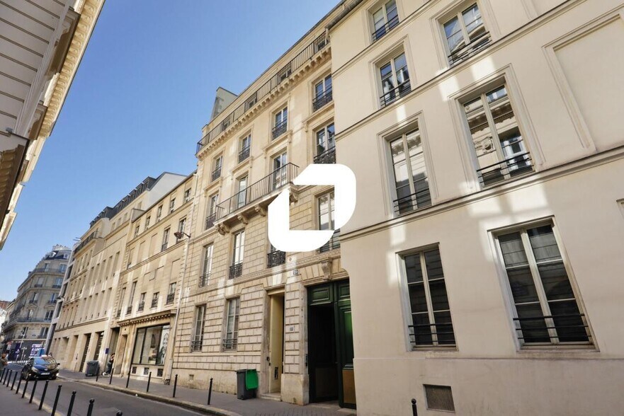 20 Rue Saint-Georges, Paris à louer - Photo du bâtiment - Image 1 de 9
