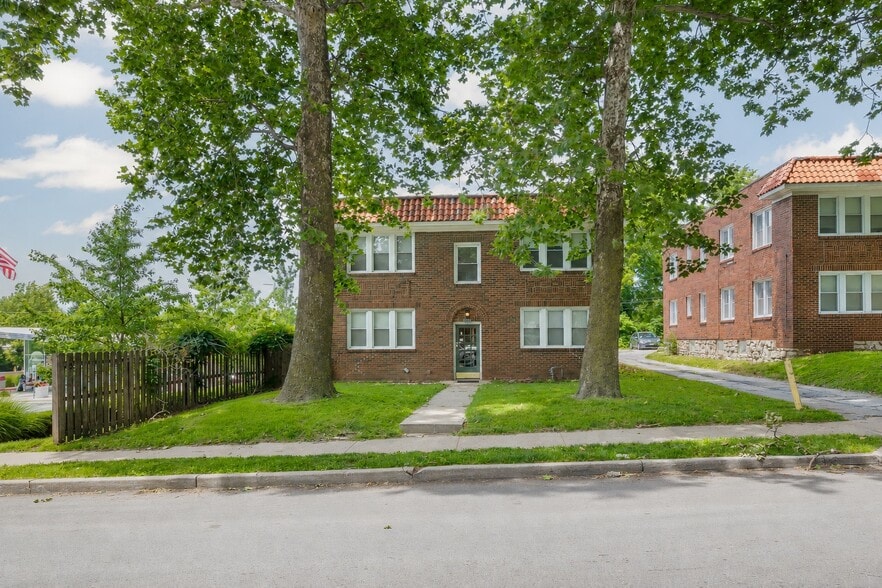 4240-4244 Holly Street, Kansas City, MO for sale - Building Photo - Image 2 of 12
