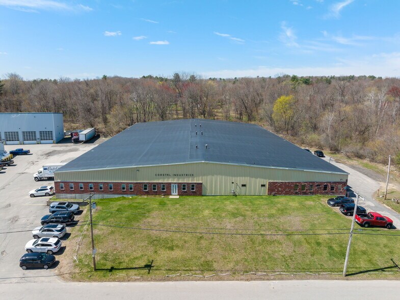 77 Newark St, Haverhill, MA à vendre - Photo du bâtiment - Image 2 de 9