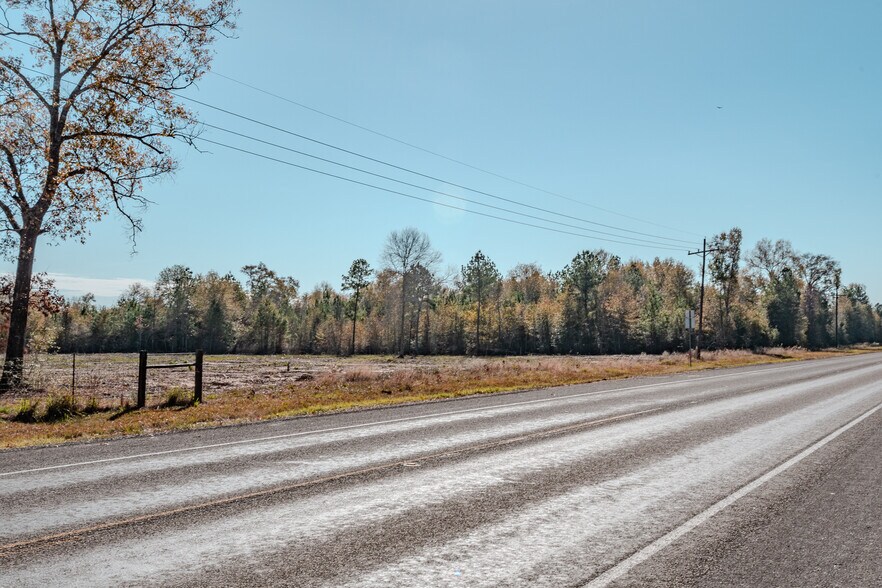 Hwy 59 S, Shepherd, TX à vendre - Photo du bâtiment - Image 3 de 6