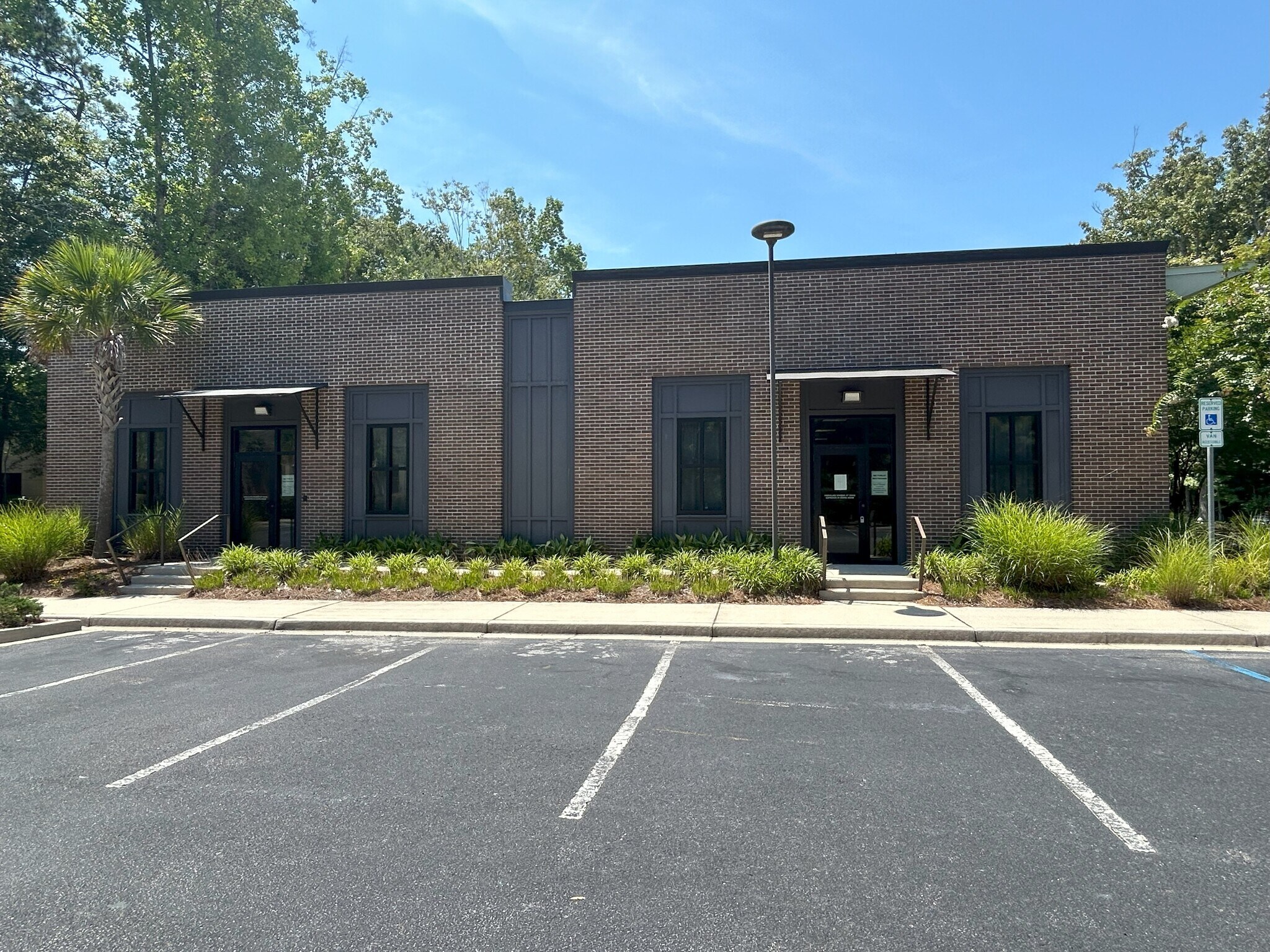 2287 Henry Tecklenburg Dr, Charleston, SC for lease Building Photo- Image 1 of 13
