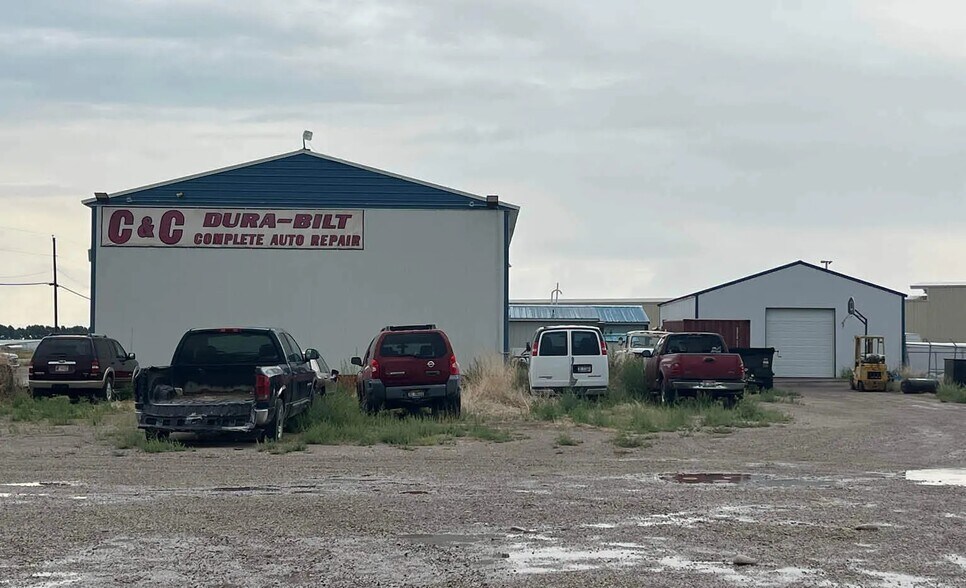 4294 N Yellowstone Hwy, Idaho Falls, ID à louer - Photo du bâtiment - Image 2 de 5