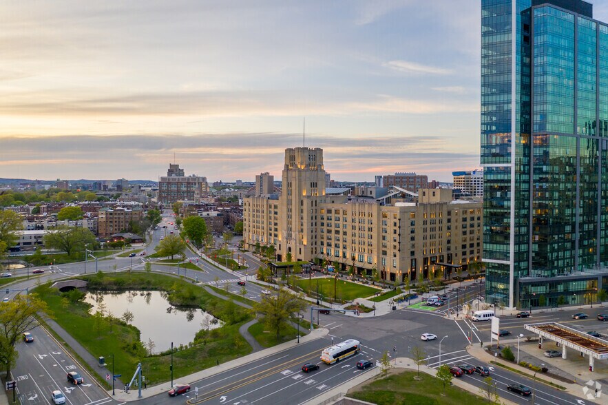 401 Park Dr, Boston, MA à louer - Photo du bâtiment - Image 2 de 8