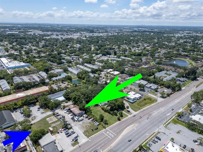 191 Belcher Rd S, Largo, FL à vendre - Photo du bâtiment - Image 2 de 20