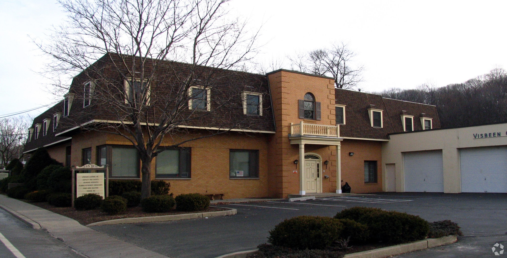 555 Goffle Rd, Ridgewood, NJ for lease Building Photo- Image 1 of 3