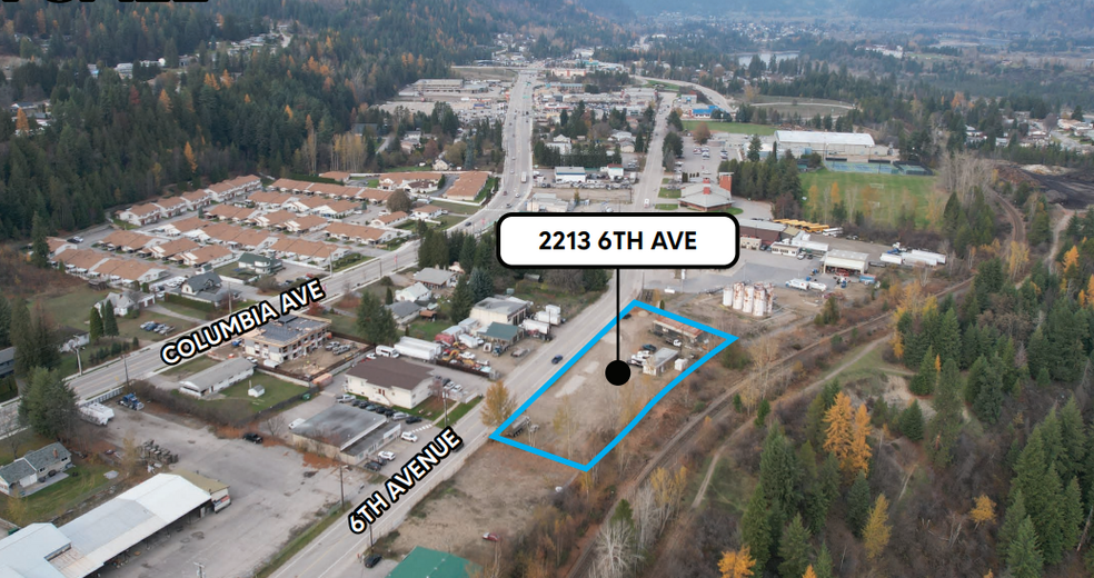 2213 6th Av, Castlegar, BC for sale - Site Plan - Image 2 of 3