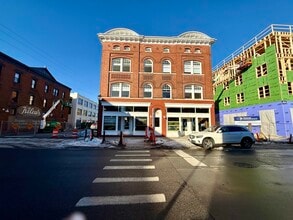 41 South St, Glens Falls, NY à louer Photo intérieure- Image 1 de 5