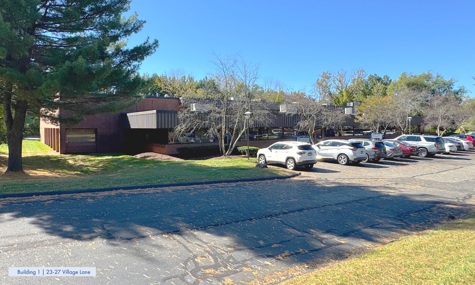 100% Occ. Office/Warehouse/Manufacturing portfolio of 2 properties for sale on LoopNet.ca - Building Photo - Image 3 of 6