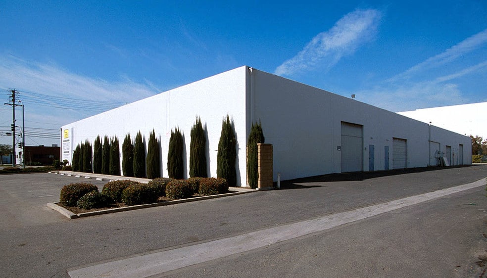 2001-2009 S Grand Ave, Santa Ana, CA for lease - Other - Image 2 of 11