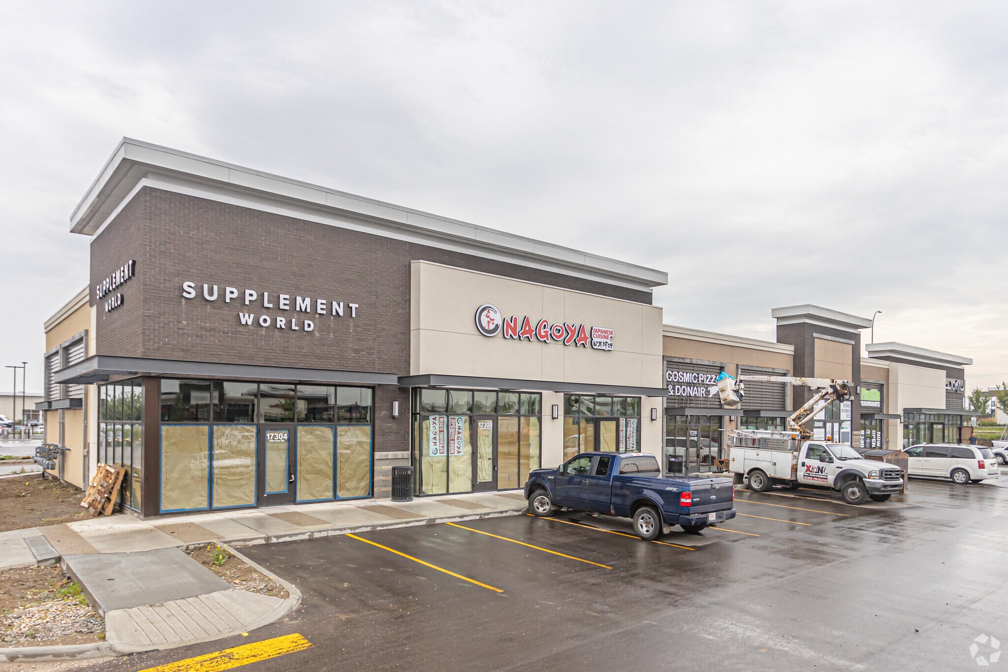 17304 Hiller Rd SW, Edmonton, AB for sale Primary Photo- Image 1 of 1