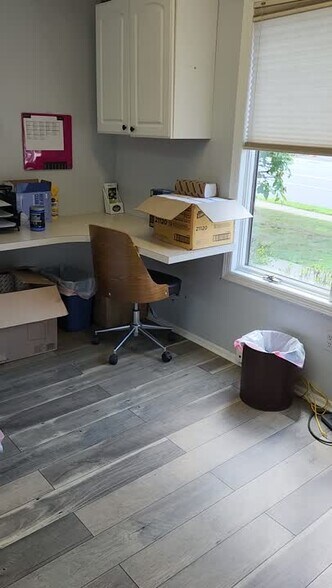 1425 Pompton Ave, Cedar Grove, NJ à vendre - Vidéo sur l’inscription commerciale - Image 2 de 6