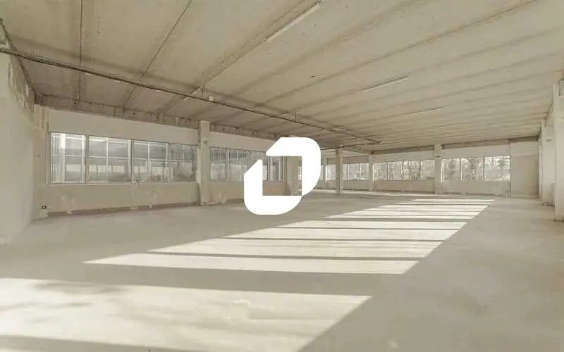 Flex in Les Ulis for lease - Building Photo - Image 2 of 10