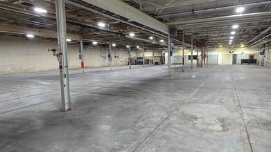 1947 N Fayetteville St, Asheboro, NC à louer Photo intérieure- Image 2 de 3