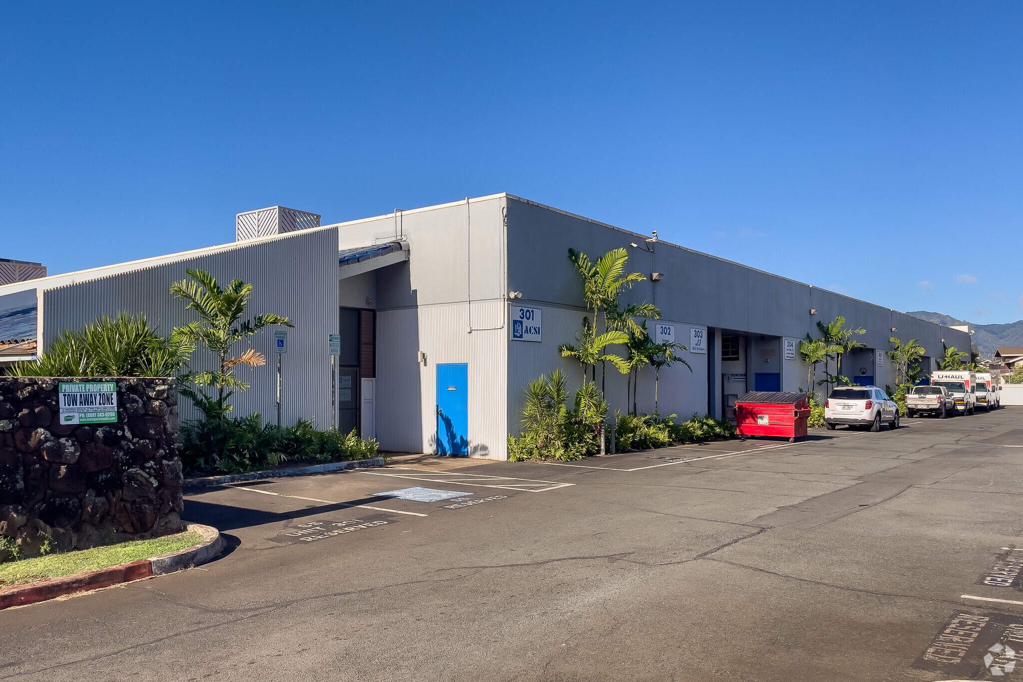 94-515 Ukee St, Waipahu, HI à vendre Photo principale- Image 1 de 21