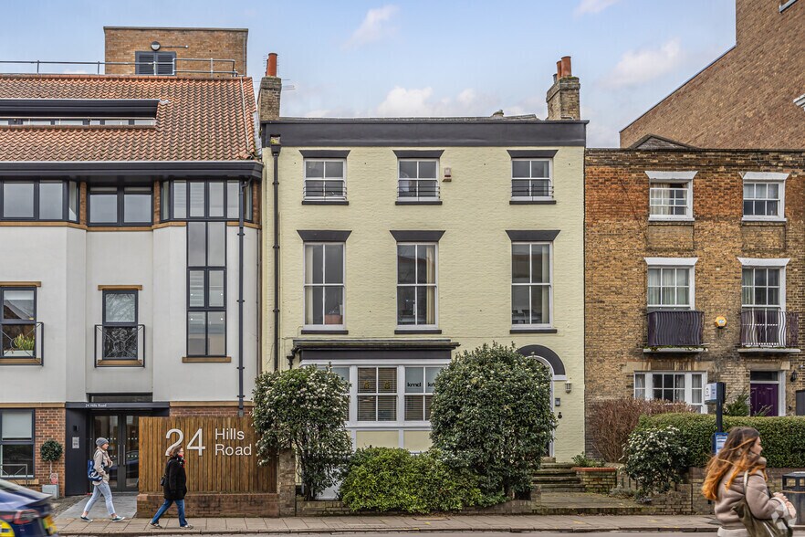 22 Hills Rd, Cambridge à louer - Photo du bâtiment - Image 1 de 2