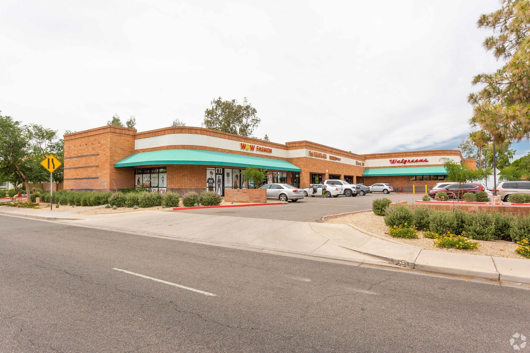 925 W Baseline Rd, Tempe, AZ for lease Primary Photo- Image 1 of 6