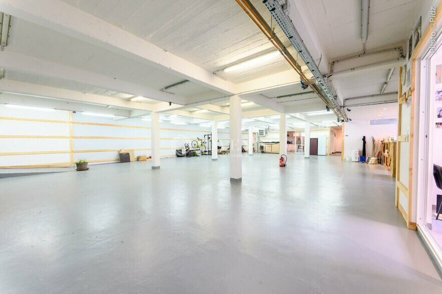 Industrial in La Bassee for sale - Interior Photo - Image 2 of 10