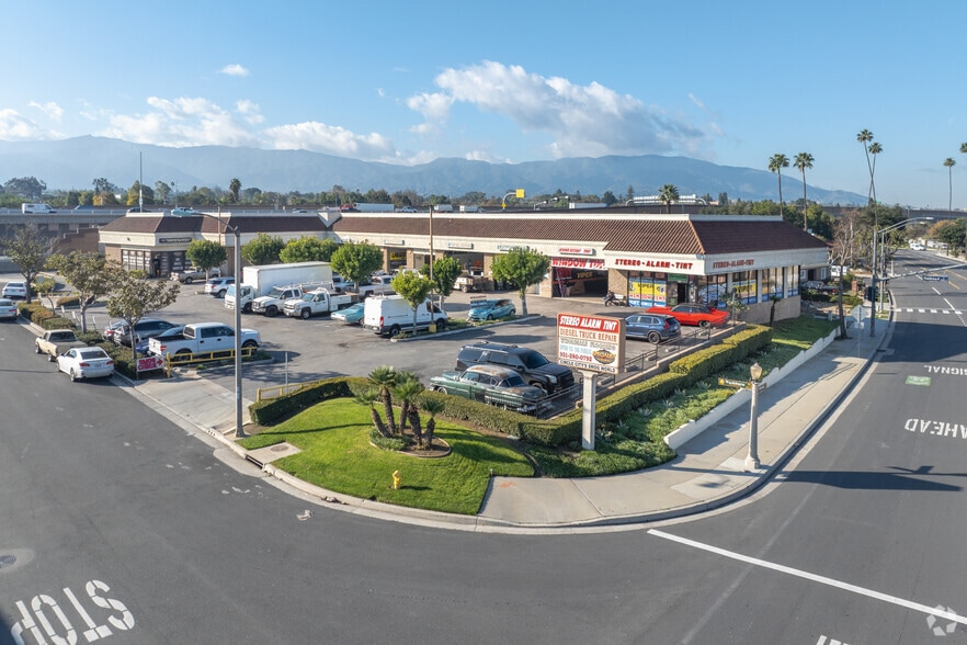 110 Washburn Cir, Corona, CA for lease - Building Photo - Image 2 of 7