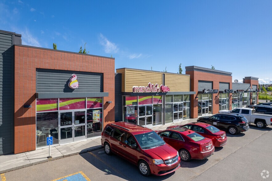 124 8 St SW, Airdrie, AB à louer - Photo du bâtiment - Image 3 de 5