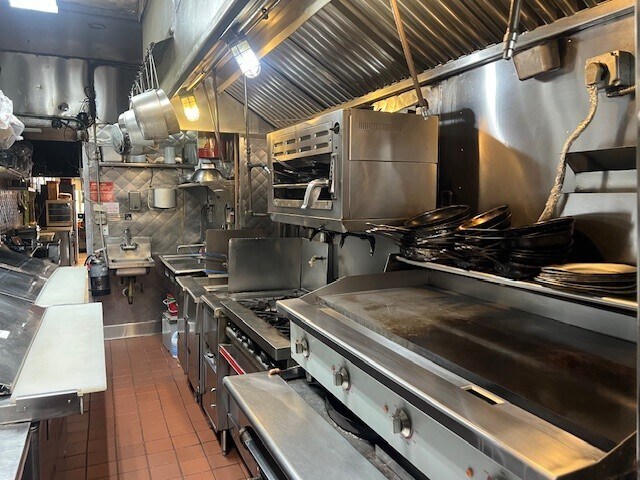 More details for 102 E 7th St, New York, NY - Retail for Lease