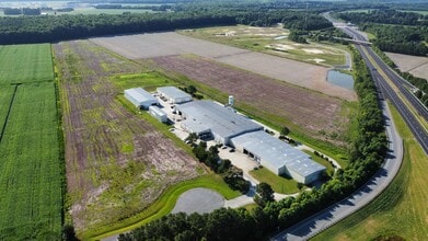 132-136 Woodworkers Ct, Chesapeake, VA for lease Building Photo- Image 1 of 9