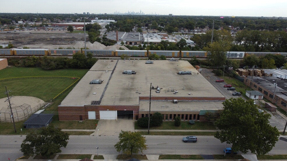 941 Cernan Dr, Bellwood, IL for sale - Aerial - Image 2 of 6