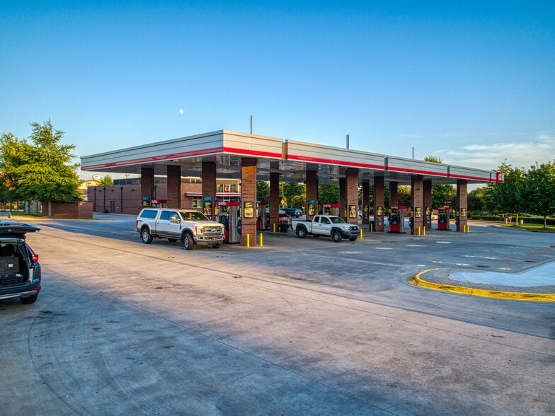 690 River Highway Unit #3, Mooresville, NC for sale - Building Photo - Image 2 of 27