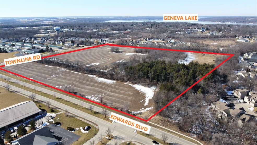 0 Edwards, Lake Geneva, WI à vendre - Photo du bâtiment - Image 2 de 4
