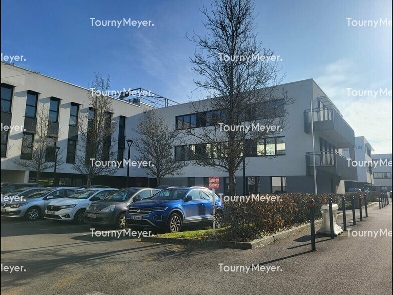 Bureau dans Rennes à louer - Photo du bâtiment - Image 3 de 11
