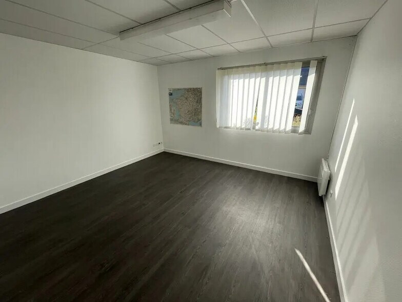 Industriel dans La Chapelle-sur-Erdre à louer - Photo intérieure - Image 3 de 6