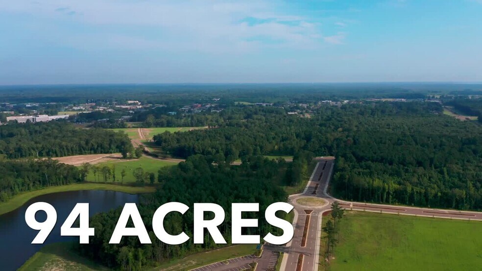 2200 Refuge Boulevard, Flowood, MS à vendre - Vidéo sur l’inscription commerciale - Image 2 de 12