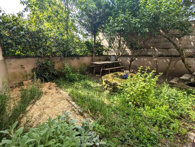 Local d'activités dans Blois à vendre - Photo du bâtiment - Image 2 de 9