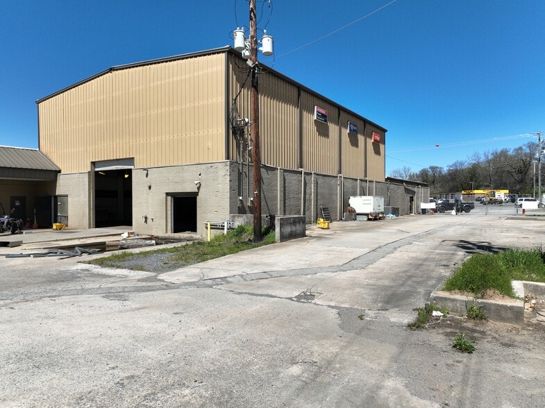 90 E Callahan St NE, Rome, GA for lease - Building Photo - Image 2 of 4