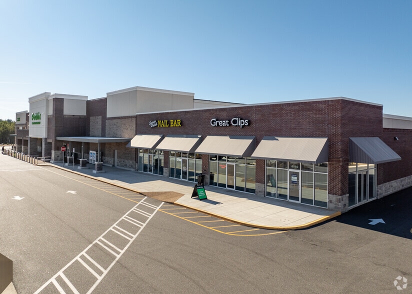 Arbor Springs Cir, Newnan, GA for lease - Building Photo - Image 2 of 10