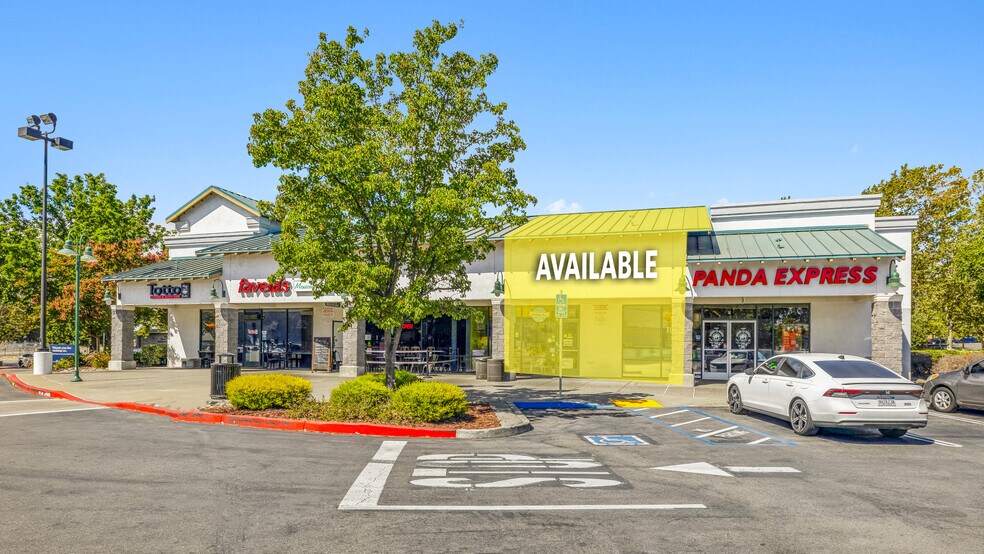 3330-3336 N Texas St, Fairfield, CA à louer - Photo du bâtiment - Image 3 de 10