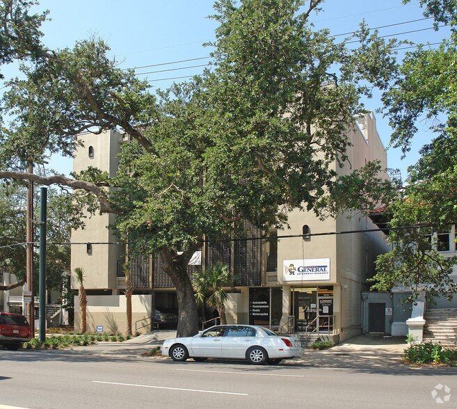 2926 Canal St, New Orleans, LA à vendre - Photo du bâtiment - Image 2 de 17