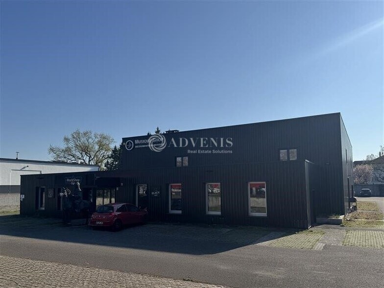 Retail in Illkirch-Graffenstaden for lease - Building Photo - Image 1 of 8