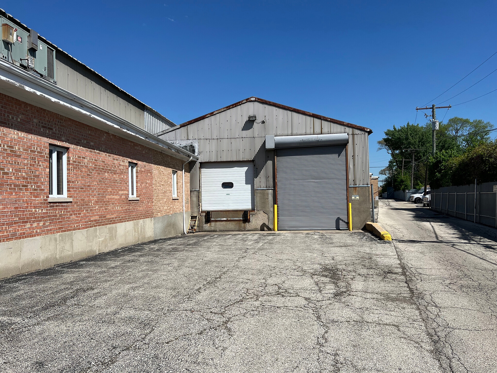 9520 Seymour Ave, Schiller Park, IL à louer Photo intérieure- Image 1 de 3