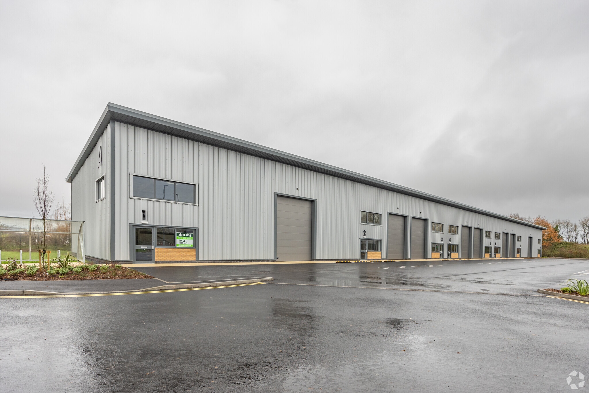 Parkgate Rd, Avonmouth for lease Primary Photo- Image 1 of 3
