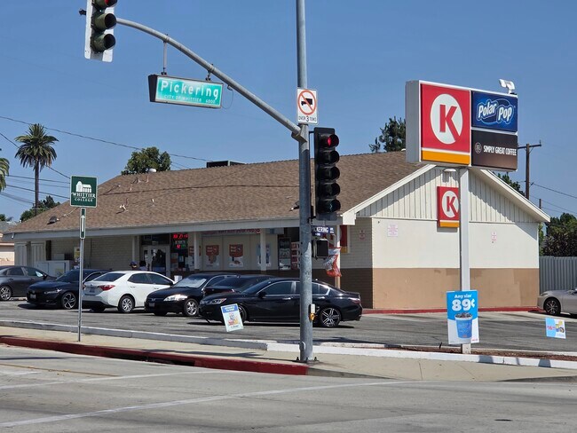 More details for 12604 Beverly Blvd, Whittier, CA - Retail for Sale