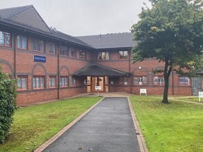 Two Woods Ln, Brierley Hill à louer Photo du bâtiment- Image 1 de 6
